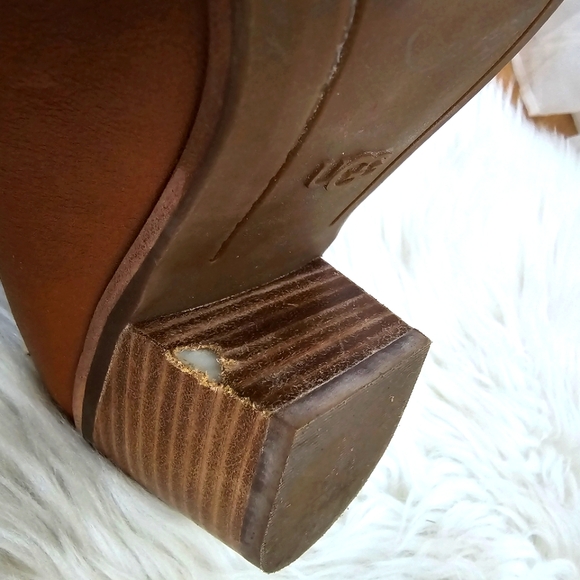 UGG Leather Clog Slip On Booties Size 10 - Picture 5 of 7